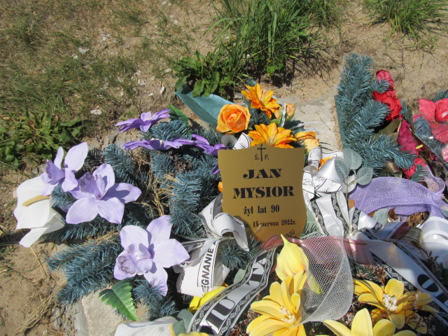 Adam Mysior 1975 Kurzelów - Grobonet - Wyszukiwarka osób pochowanych